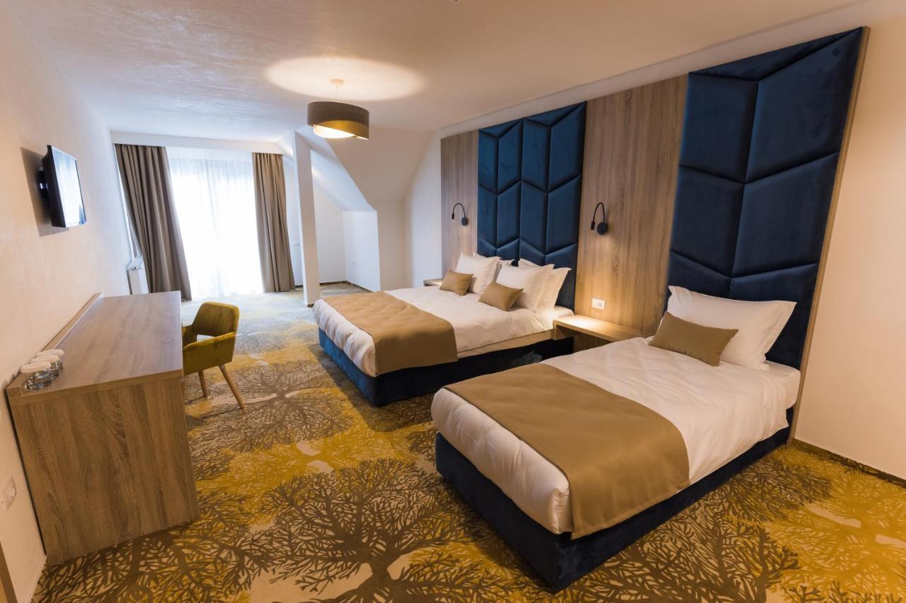 Nedei Hotel&Spa Martinie Buitenkant foto